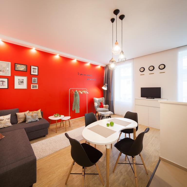 Studio 16 Apartment Sopron Bagian luar foto